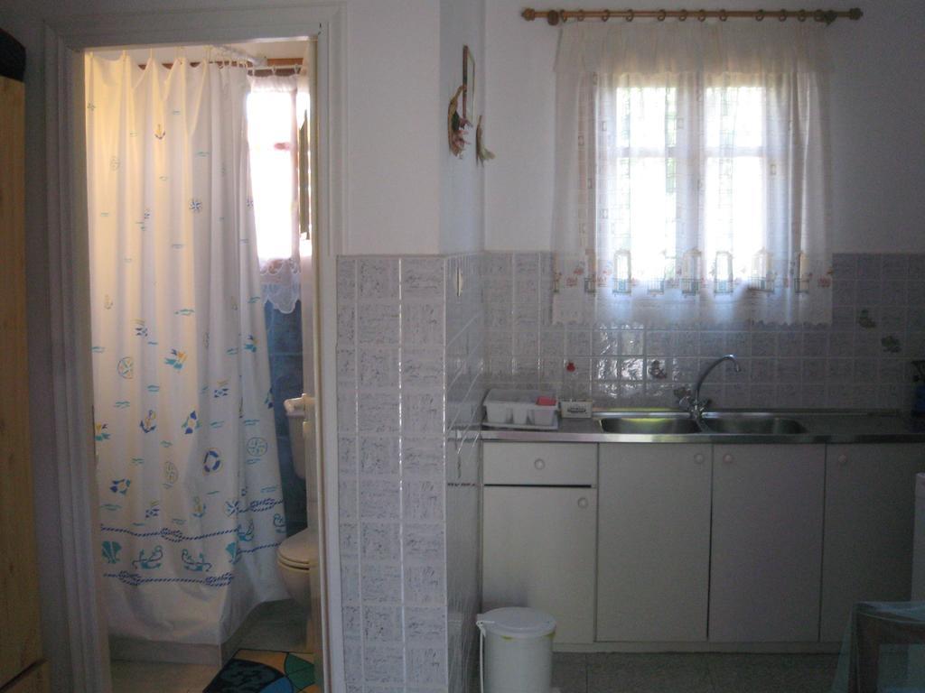 Maria Charalampaki Studios Skyros Quarto foto