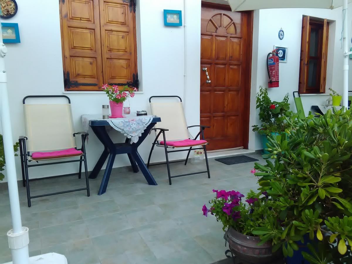 Maria Charalampaki Studios Skyros Exterior foto