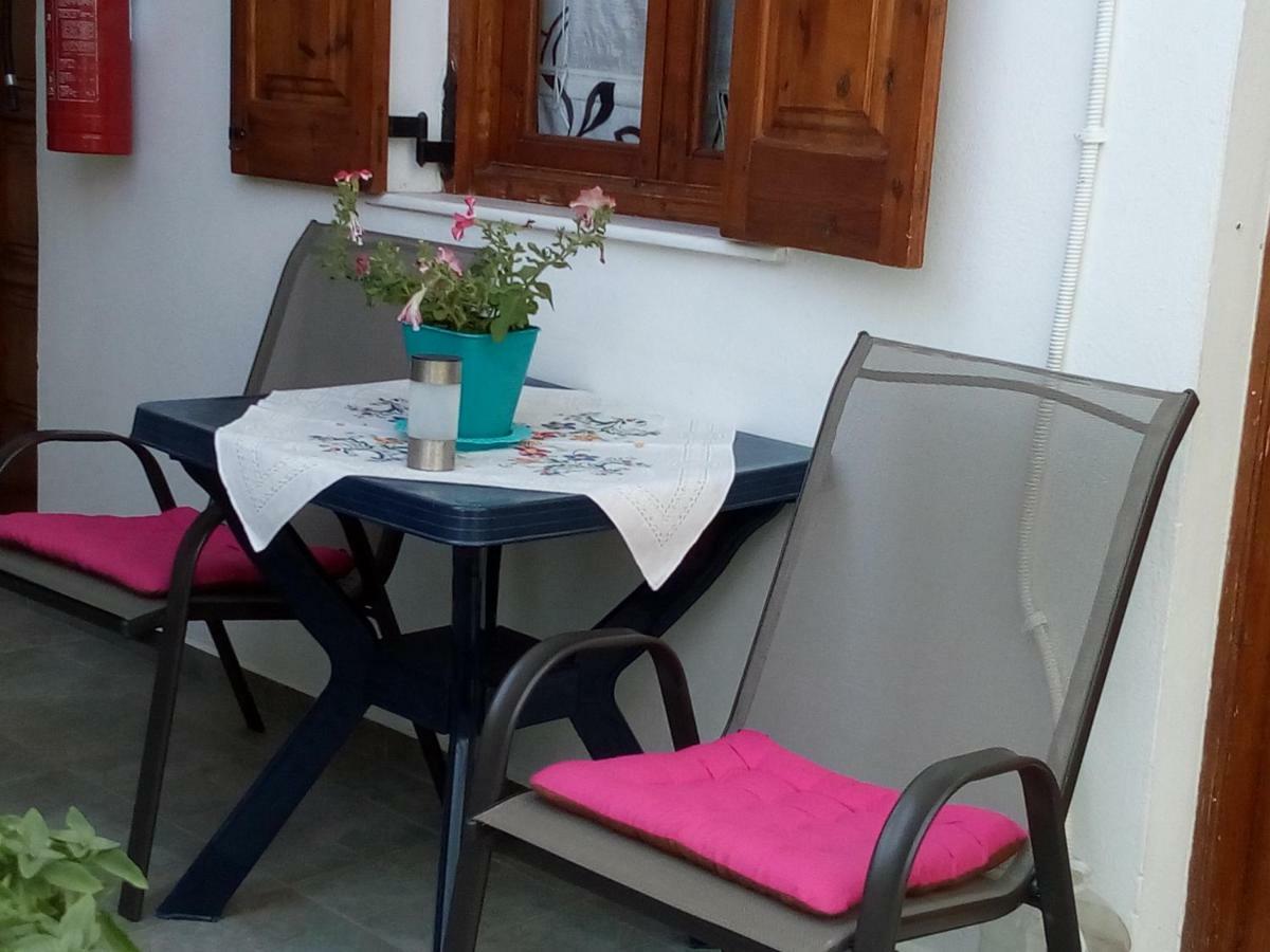 Maria Charalampaki Studios Skyros Exterior foto